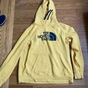 Large Northface Sweatshirt
